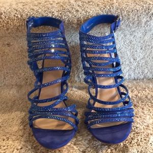 Vince Camuto Sandals